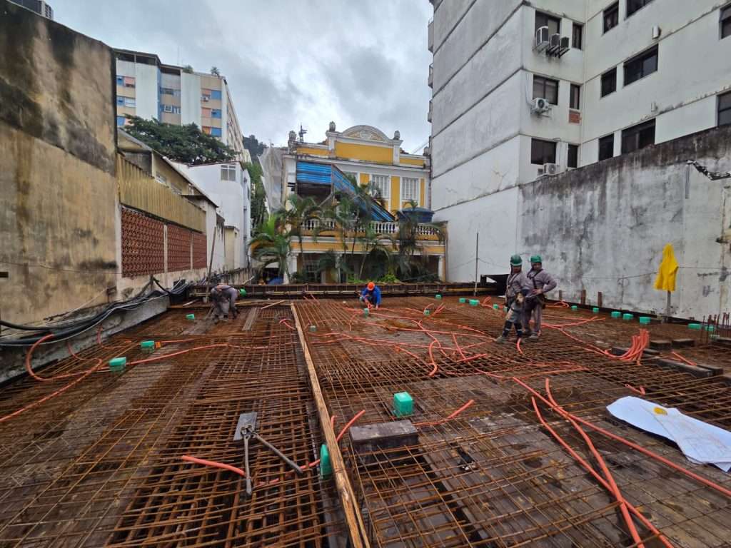 Armação do 2° pavimento fundos - Bloco 01