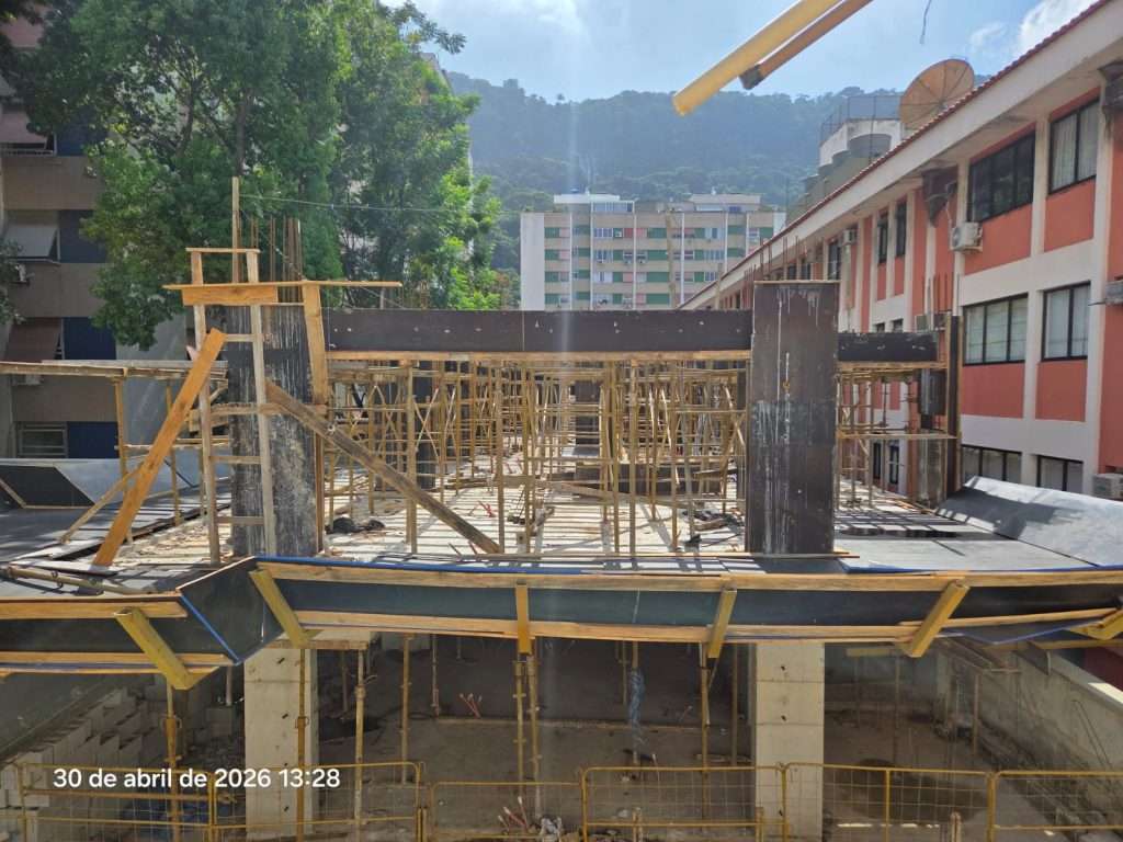 Concretagem do 3° pavimento- Bloco 3A