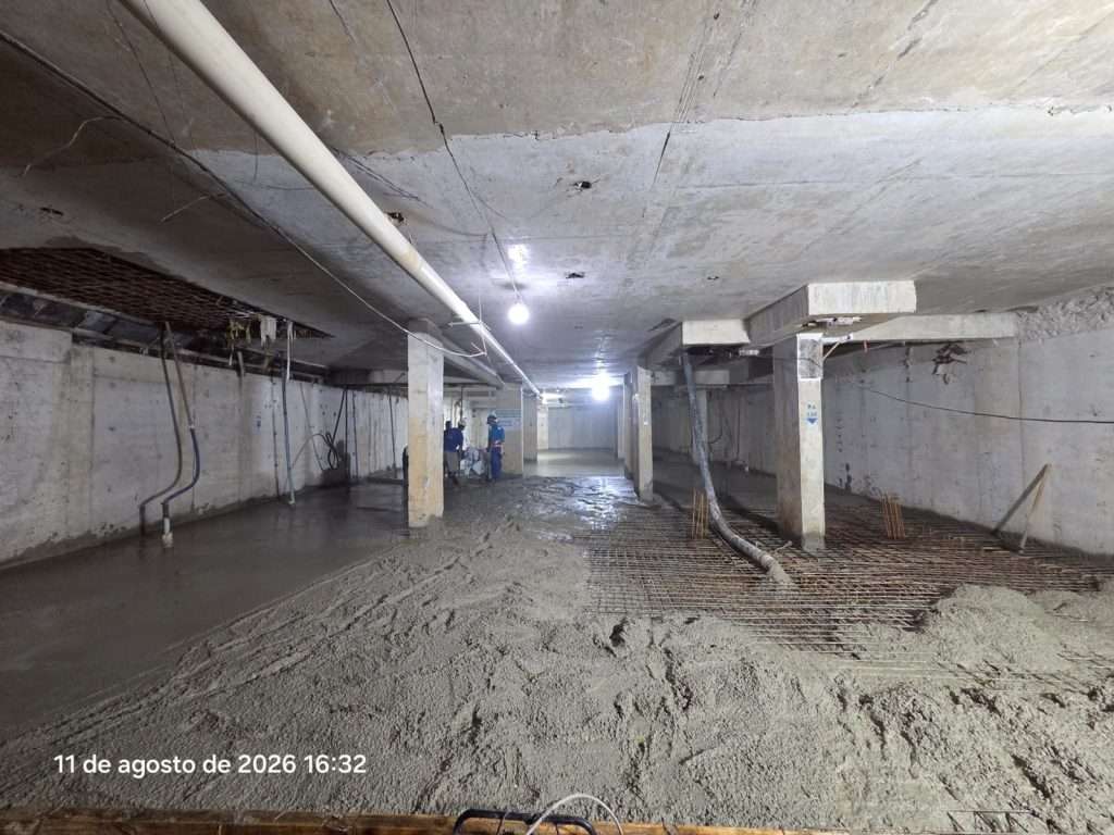 Concretagem do piso do subsolo - Bloco 03