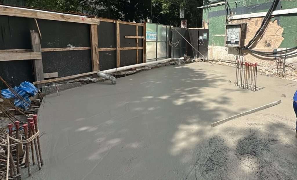 Concretagem térreo frente- lado esquerdo - Bloco 01