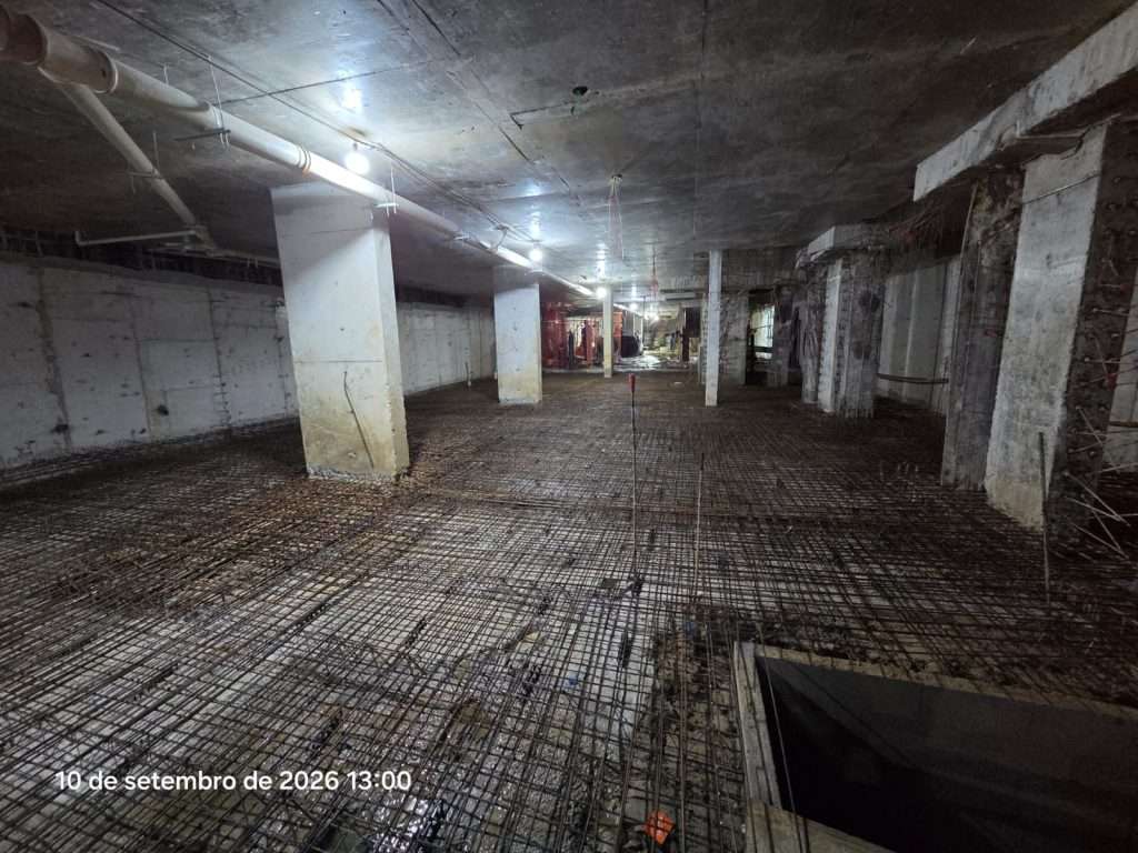 Armação do piso do subsolo - Bloco 01
